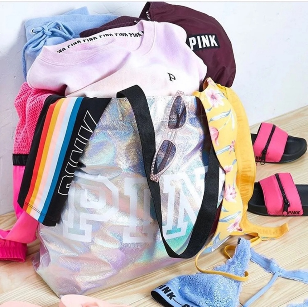 🍍🧁NWT VS PINK XL HOLOGRAPHIC TOTE BAG🧁🍍